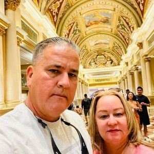 Meet your Posher, José